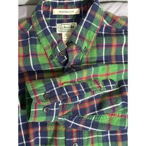 Vintage LL Bean Mens 90s Flannel Shirt Green Plaid Traditional Fit Cotton Medium